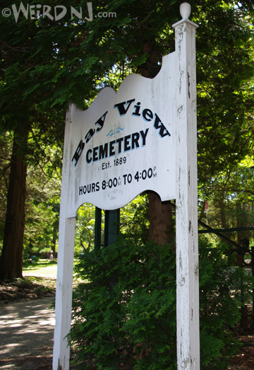 Bay View Cemetery Sign