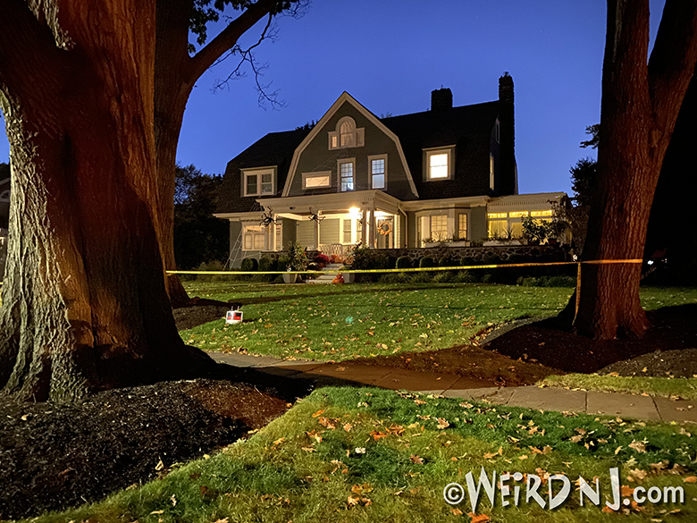 How a New York Mansion Became 'The Watcher' House - 'The Watcher' Set